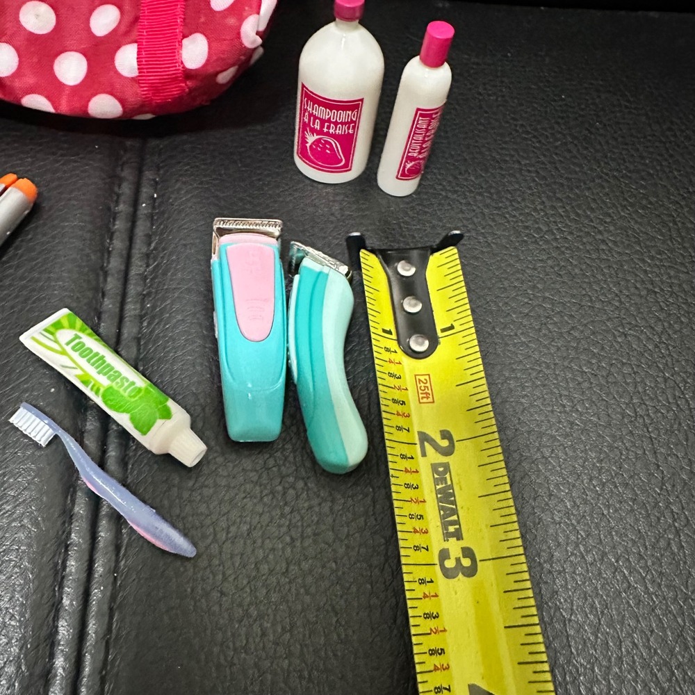Unbranded and Our Generation Doll Overnight Bag Set - Picture 8 of 8